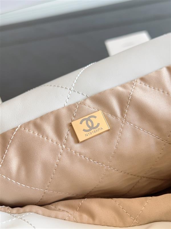 2026127215212850 630